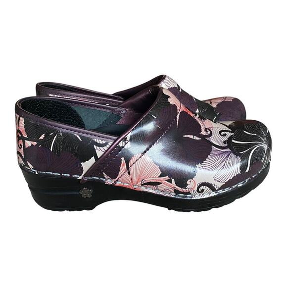Sanita Patent Leather Clogs EU 35, US 4 Floral Purple White Black Slip On - Picture 3 of 16